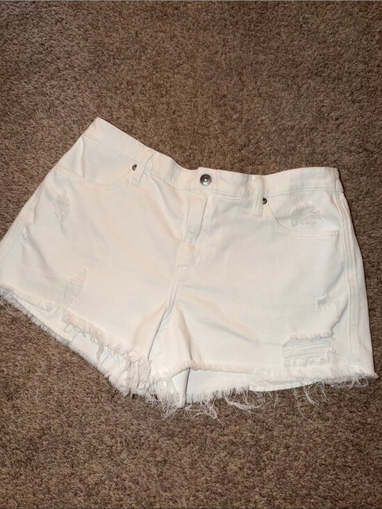 Pants - White denim Jean shorts size L